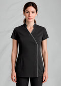 Womens Zen Tunic ||SRC=https://cdn.fashionbizapps.nz/honeybee/images/H134LS_Talent_Black_01_R_uid4rqT.jpg